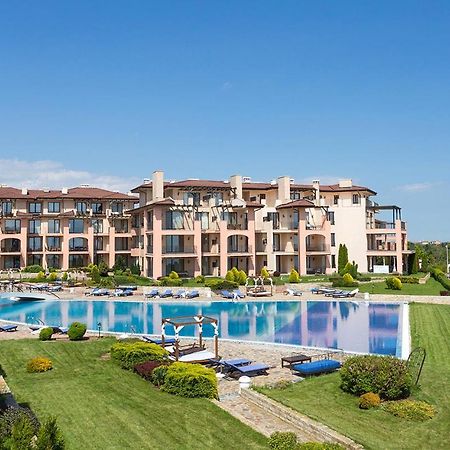 Sea View & Infinity Pool Apartments In Kaliakria Resort Балчик Екстериор снимка