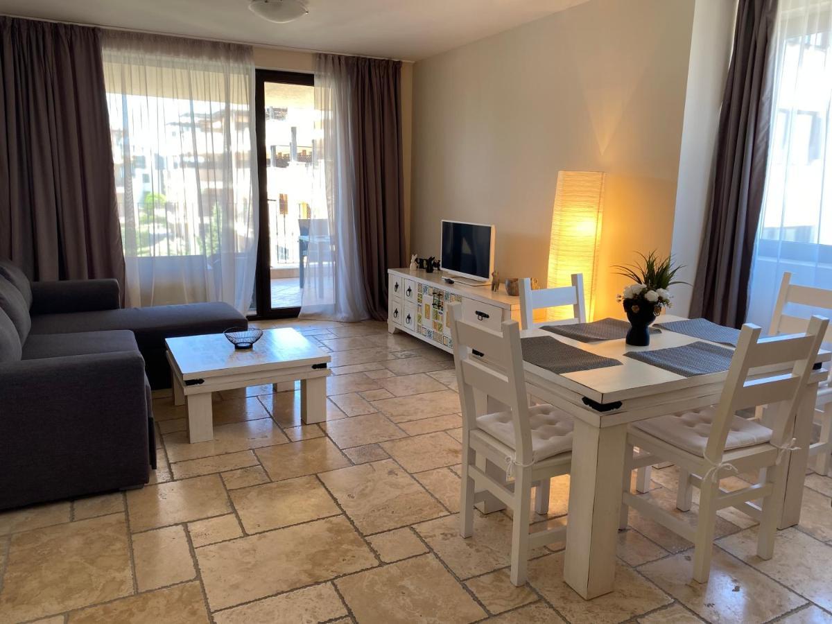 Sea View & Infinity Pool Apartments In Kaliakria Resort Балчик Екстериор снимка